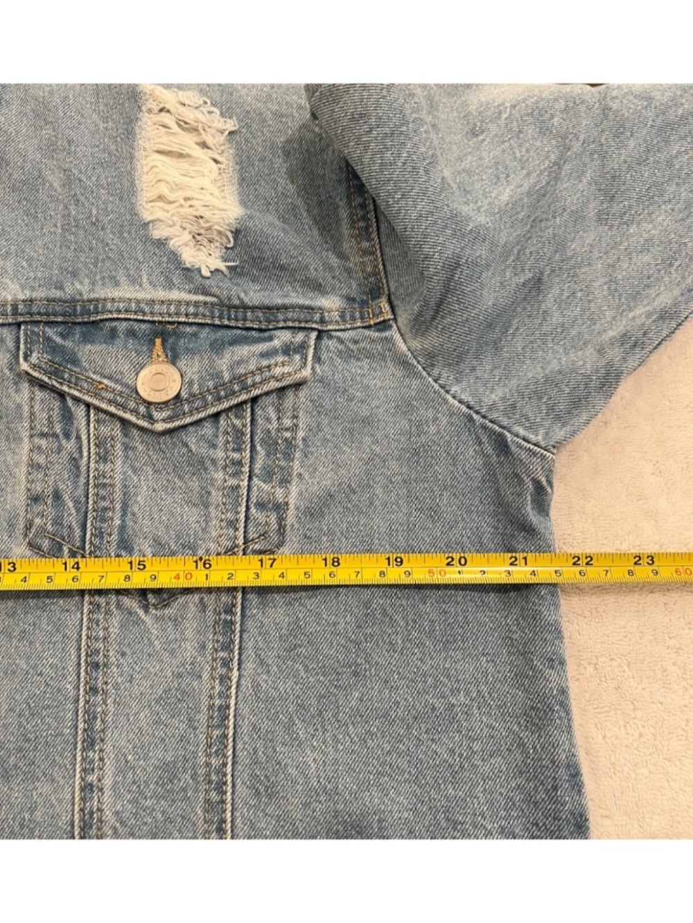 Refuge Distressed Denim Jacket Button Down Raw Hem--Size Large - Picture 9 of 10